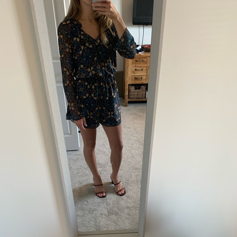 BCBGeneration Drop Waist Romper in Ocean Combo